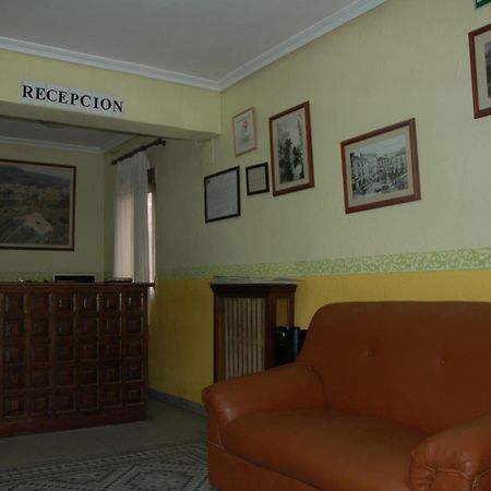 Hostal Residencia Castilla クエンカ エクステリア 写真