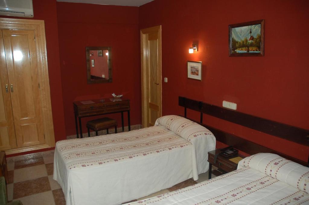 Hostal Residencia Castilla クエンカ エクステリア 写真