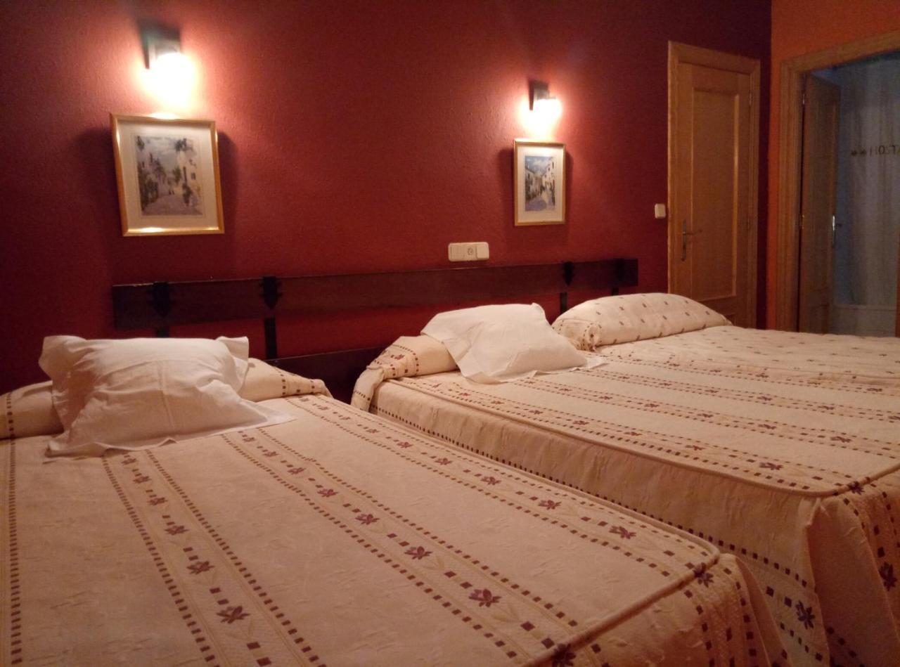 Hostal Residencia Castilla クエンカ エクステリア 写真